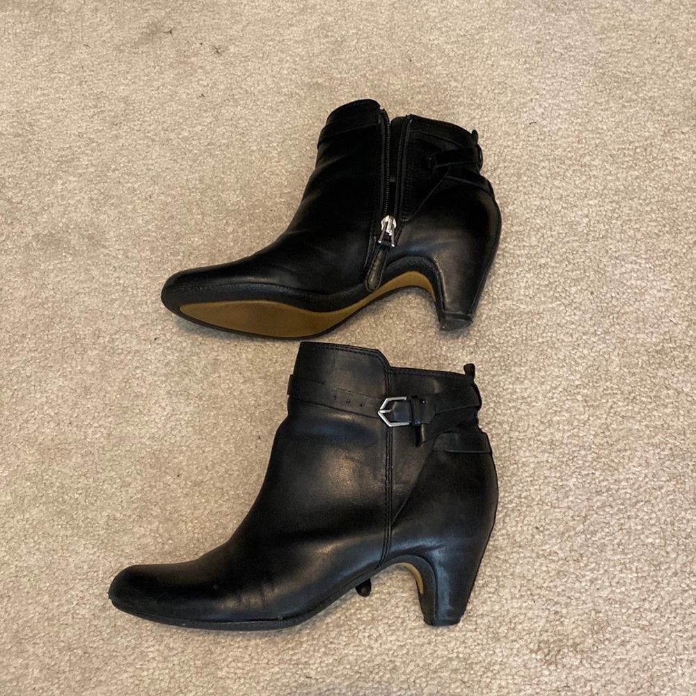 Sam Edelman black booties